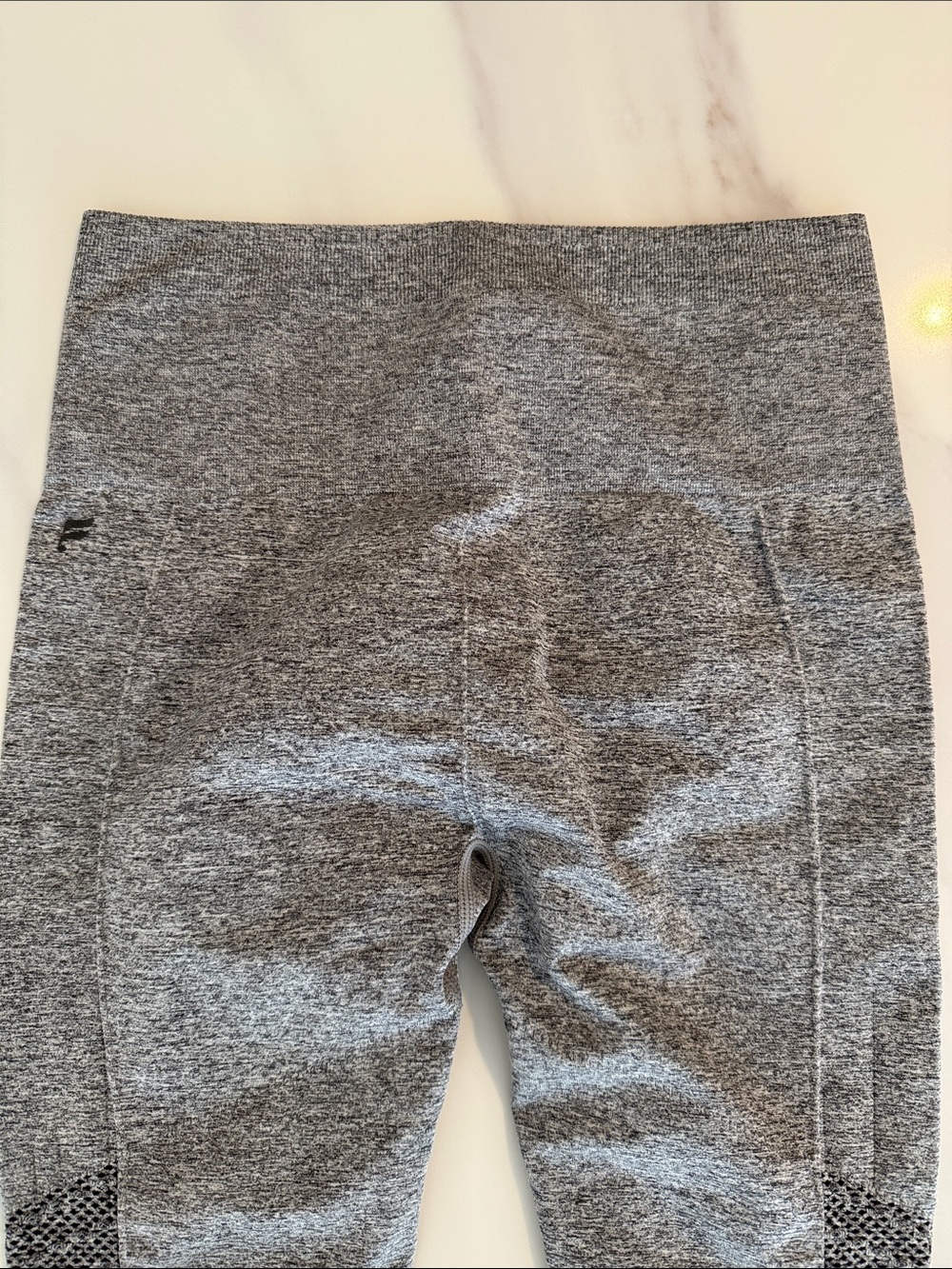 Fabletics Sync Seamless High-Waisted 7/8 Leggings Pants Small Grey Heather - Picture 9 of 16